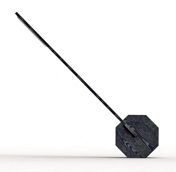 Schwarze Schreibtischlampe »Oktagon«.