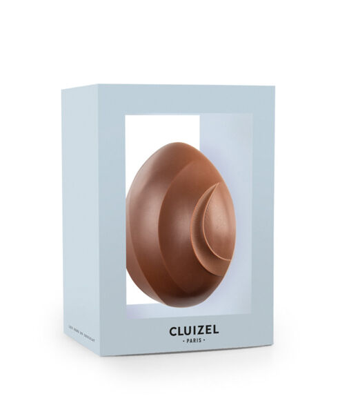 Schokoladen-Ei »Signature Cluizel« hell.