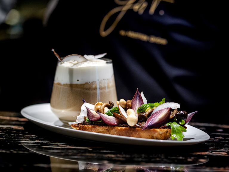 Edelpilz-Kokosnuss-Cappuccino Edelpilz-Kokosnuss-Cappuccino