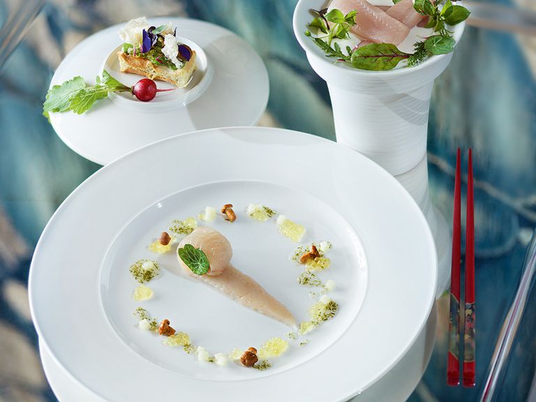 petersbach-forelle-gebeizt-als-sashimi-forellenkaviar-kartoffelwaffel-peter-niemann