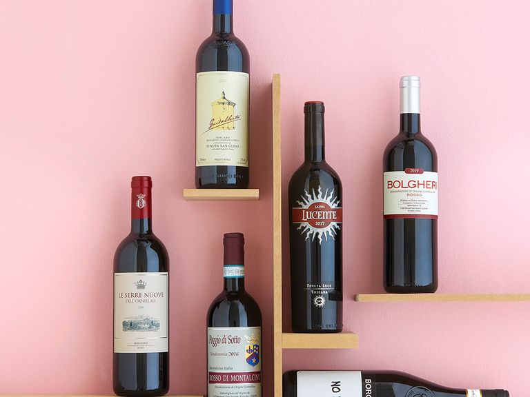 Nach dem Vorbild Bordeaux leisten sich die Stars 
der italienischen Weinszene neben ihrem „Grand Vin“ oft 
auch einen ähnlich anspruchsvollen, aber im Vergleich 
etwas günstigeren „Zweitwein“. Diese sechs lohnen sich zweitweine-die-sich-lohnen