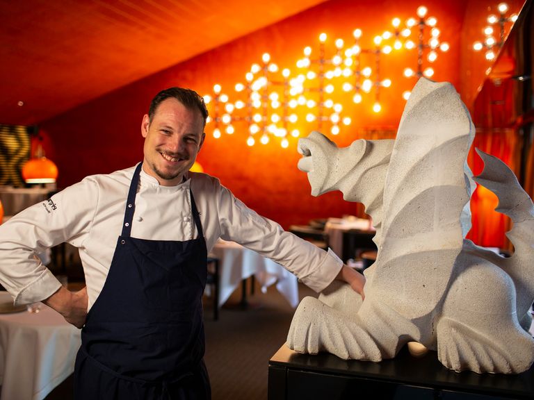 Benjamin Chmura ist Koch des Jahres - gekürt von „Der Feinschmecker“. Koch-des-Jahres-Tantris-Benjamin