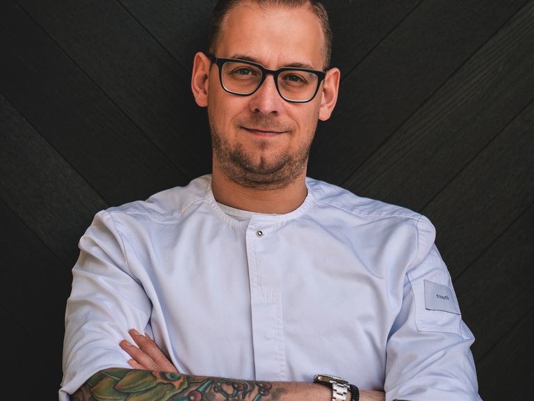 KetschauerHof_190402-LAJordan-PortraetDanielSchimkowitsch_GVOMEDIA-003