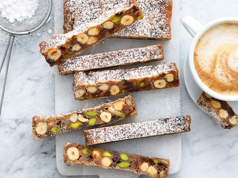 Panforte di Siena – toskanischer Gewürzkuchen panforte-di-siena-toskanischer-gewuerzkuchen