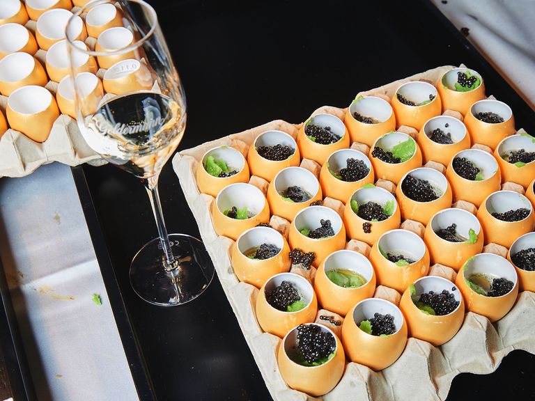 DER FEINSCHMECKER Kaviarabend: Geldermann und Caviar-Spezialitäten vom Altonaer Kaviar Import Haus DER FEINSCHMECKER Kaviarabend: Geldermann und Caviar-Spezialitäten vom Altonaer Kaviar Import Haus