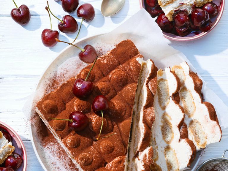 Rezept für das beste Tiramisu mit Kirschen. Tiramisu