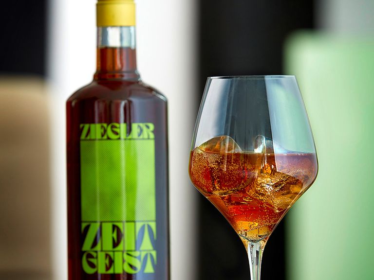 Elegante Aufmachung, fruchtiger Geschmack: der "Zeitgeist“-Likör. "Zeitgeist“-Likör