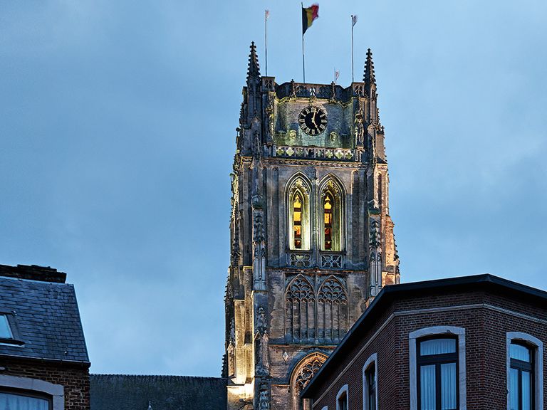 tongeren-liebfrauen-basilika-am-grote-markt