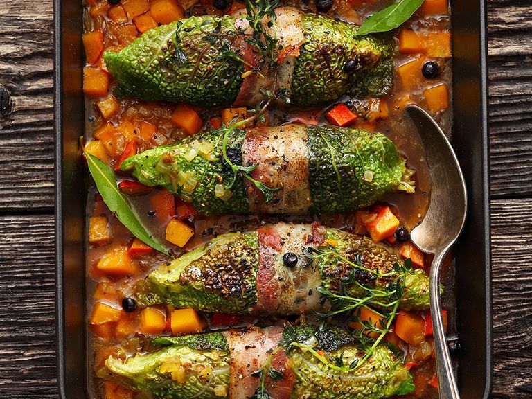 Wildschweinsugo mit Kürbis-Salbei-Pappardelle Wildschweinsugo mit Kürbis-Salbei-Pappardelle