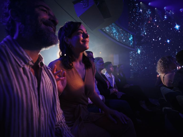 Groß (241021_MT_HI_AIDA_M30_THEATRIUM_EMPTY_NESTER_GROUP_0549)