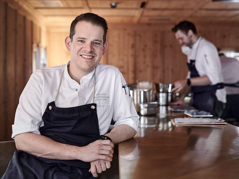 Küchenchef Max Natmessnig vom Schualhus in Lech, Arlberg, Österreich max-natmessnig