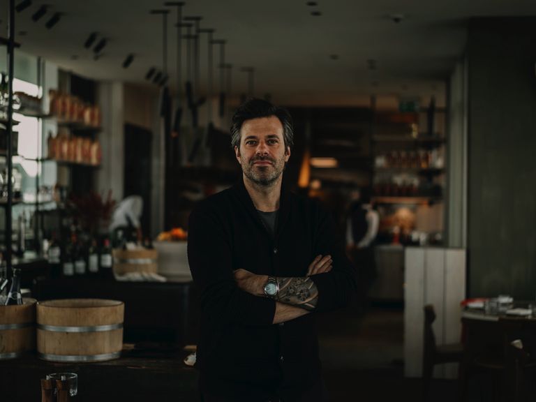 Spitzenkoch Sergio Herman im Restaurant AIRrepublic Spitzenkoch Sergio Herman im Restaurant AIRrepublic