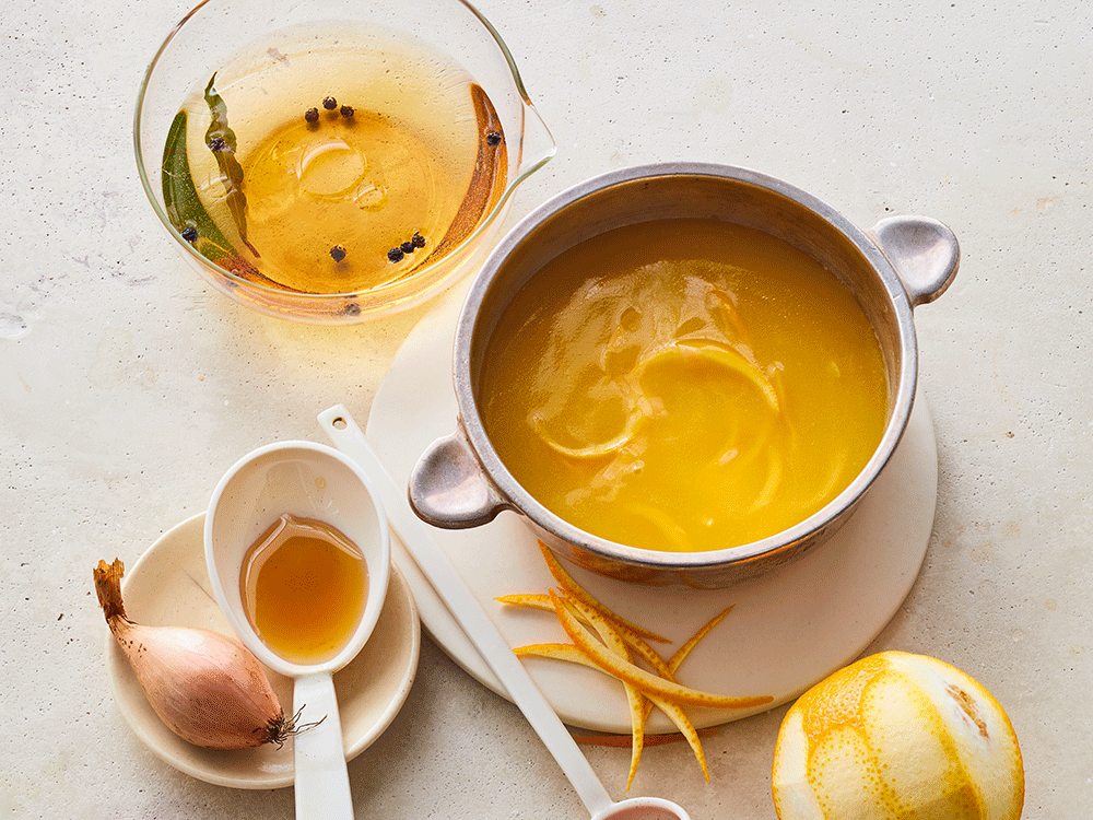 Orangen-Ahorn-Sauce mit Whisky Orangen-Ahorn-Sauce mit Whisky