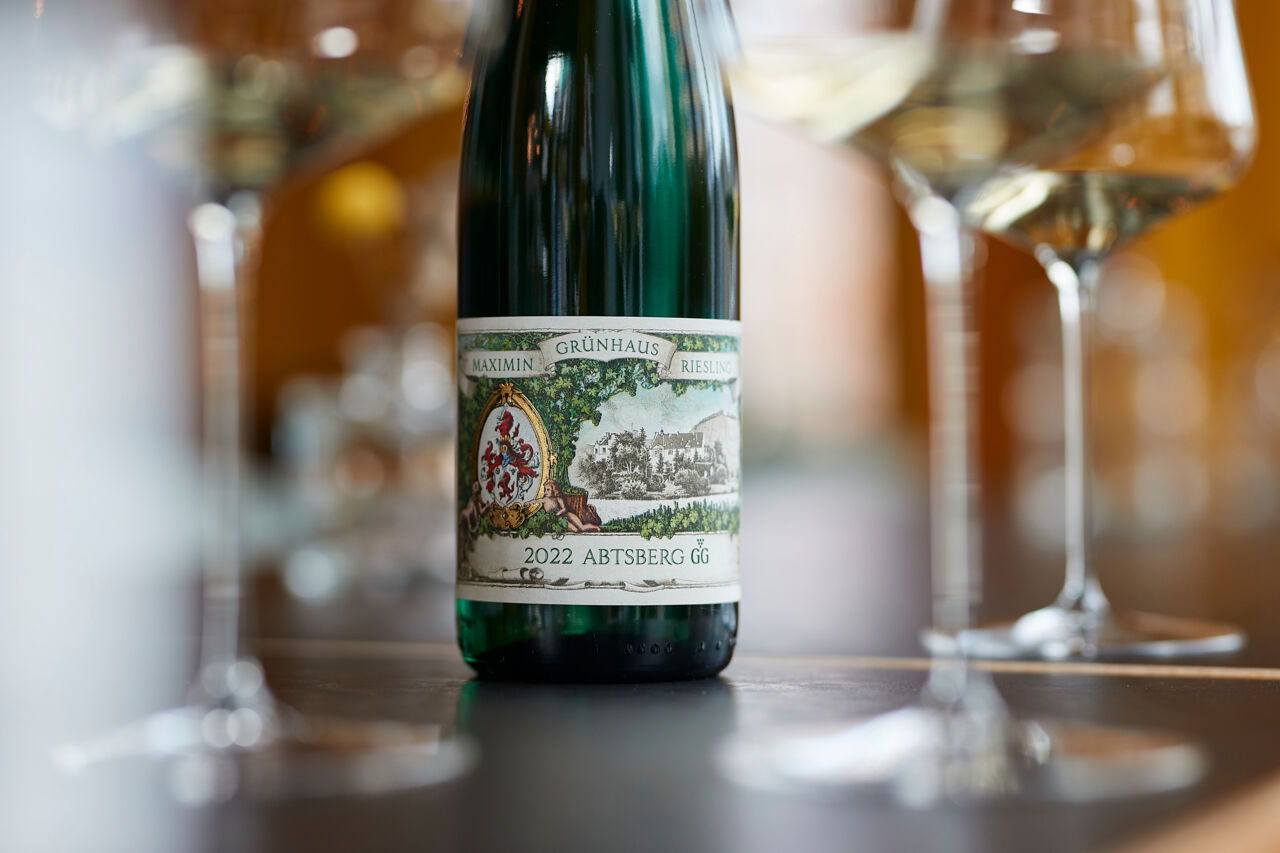 Weinflasche Abtsberg Riesling von Maximin Grünhaus