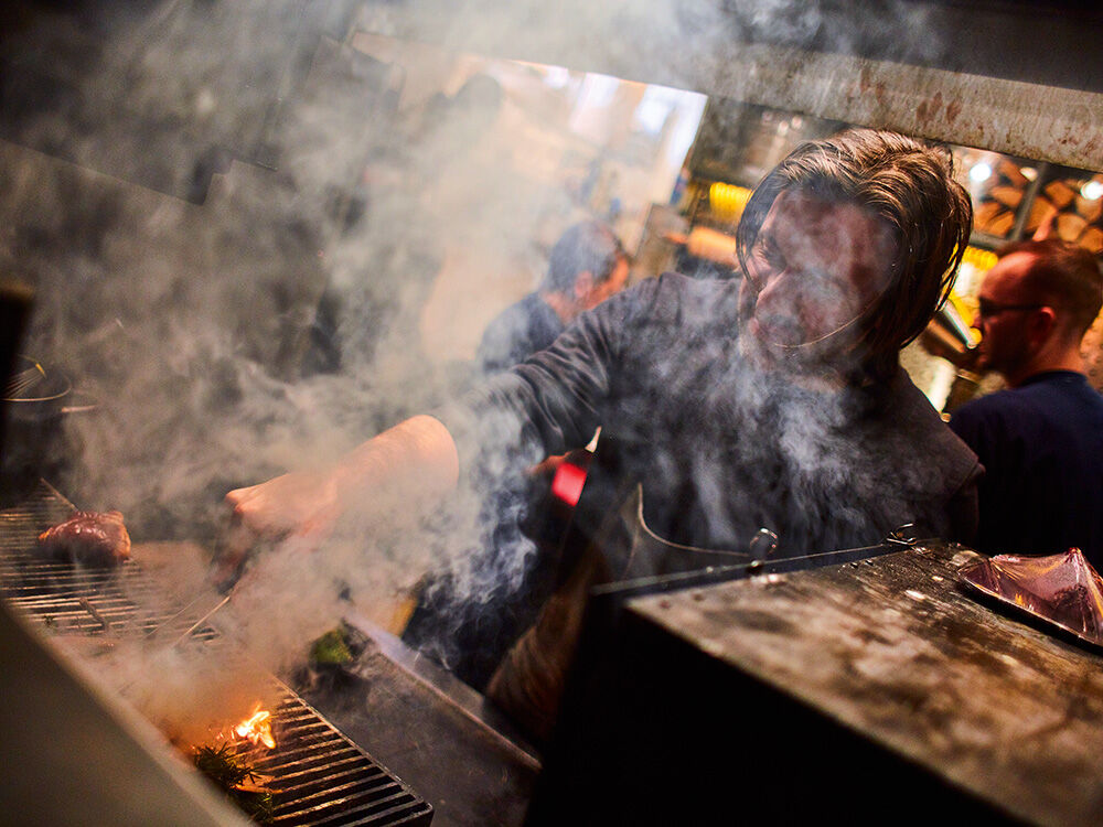 kuechenchef-tomos-parry-restaurant-brat