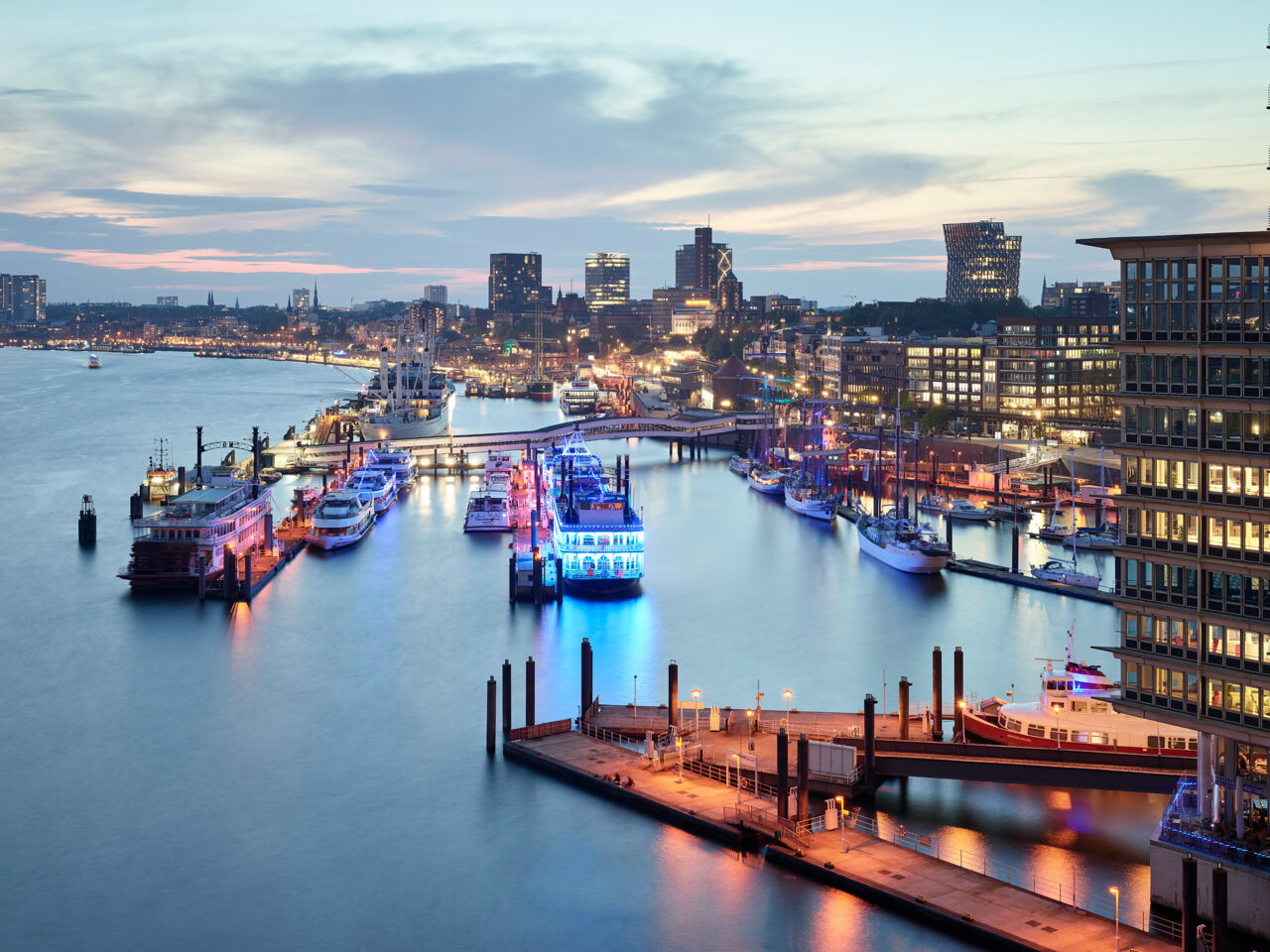 Blick auf den Hamburger Hafen