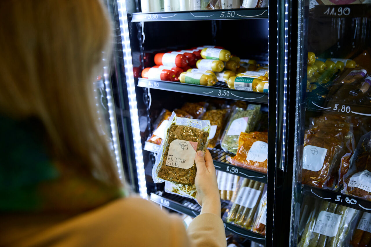 Vegane_Fleischerei_Kühlschrank