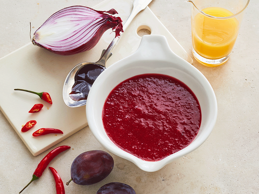 Süß-scharfe Pflaumen-Chili-Sauce Süß-scharfe Pflaumen-Chili-Sauce