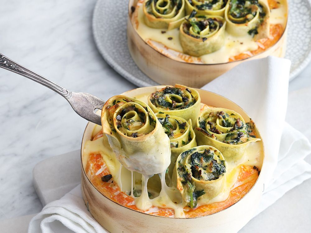 Nudelschnecken mit Spinat-Pilz-Füllung Nudelschnecken mit Spinat-Pilz-Füllung