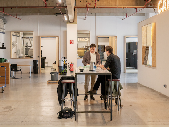 Cee_Cee_Creative-Communal_Coffee-©Becci_Schatz-231107-Low_Res-1