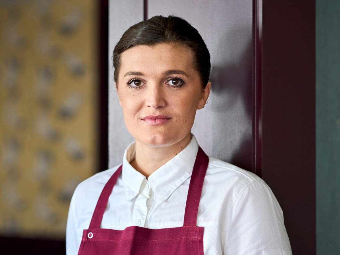 _KdM 0526 Rosina Ostler - Porträt