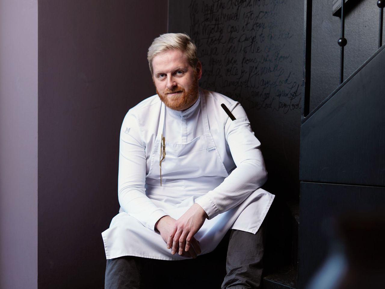 Ricky_SawardSevenSwans_370