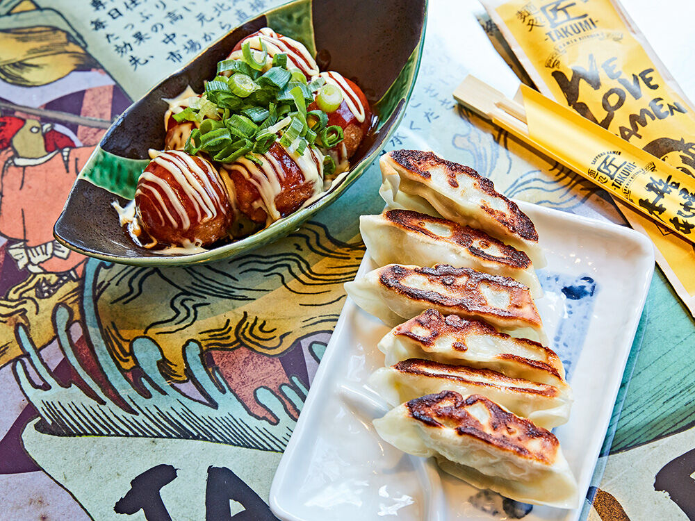 takoyaki-oktopusbaellchen-mit-mayo-gyoza-im-takumi