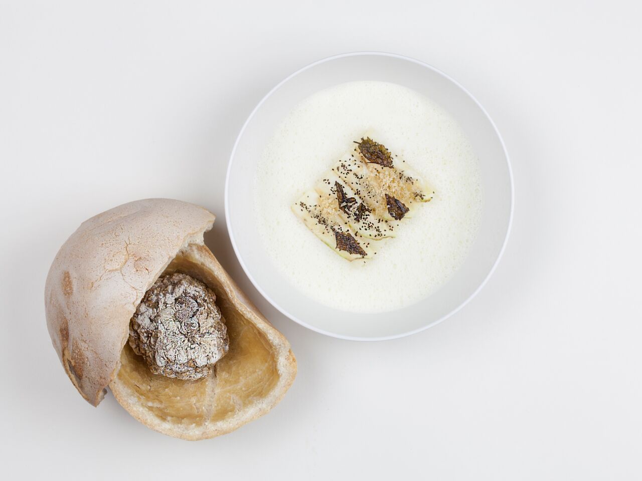 Horváth_SF_1whitekitchen