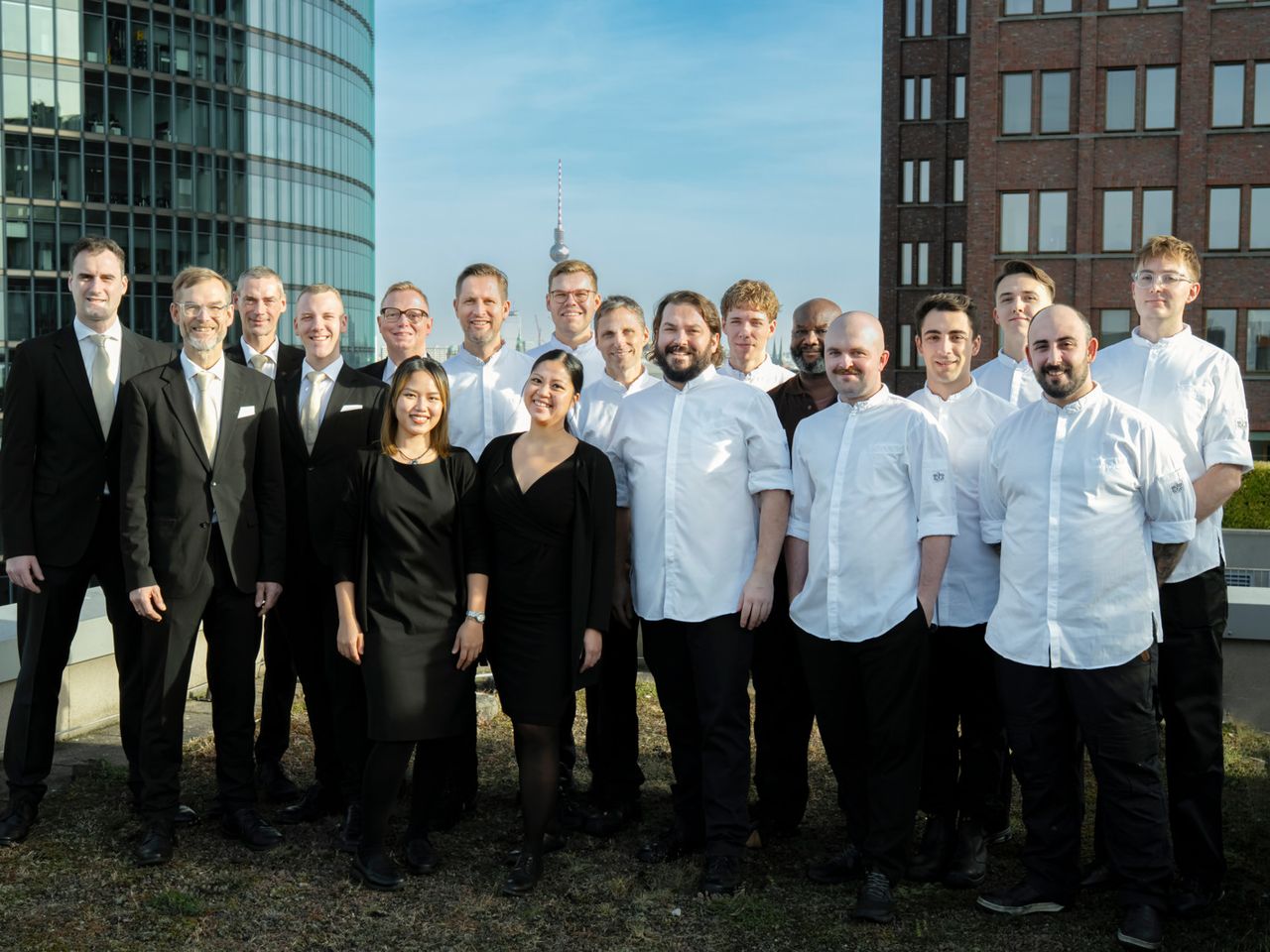 Team25Nov_03_300dpi_preview