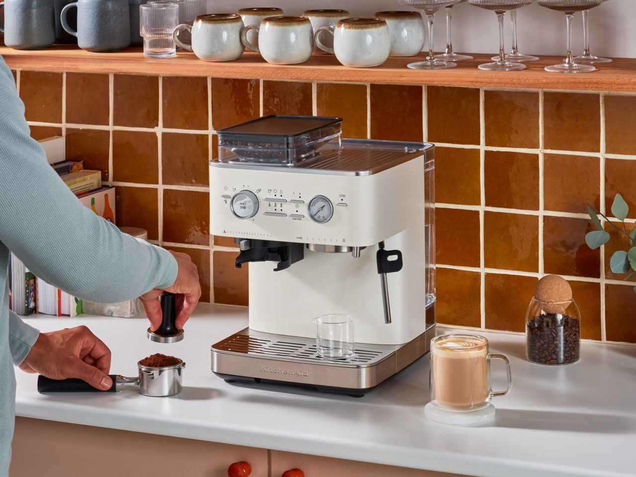 KitchenAid_halbautomatische_Espressomaschine_5KES6551
