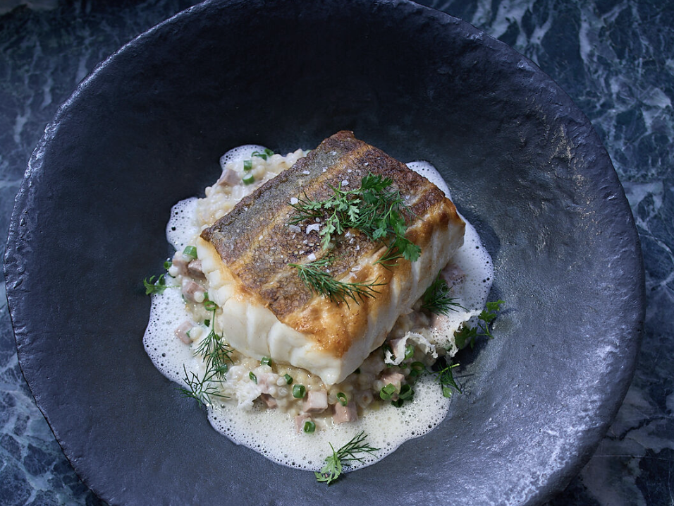 Tranche_v_Skrei-m-Perlgraupen_01