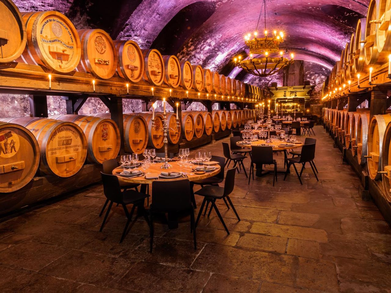 Weinkeller-Stueckfasskeller-2-©-Staatlicher-Hofkeller-Wuerzburg-1_preview