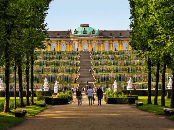 schloss-sanssouci-potsdam