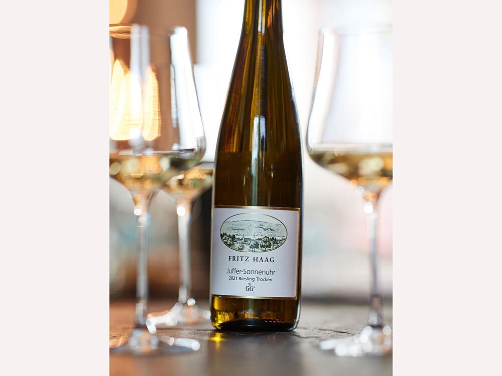 weingut-fritz-haag-riesling-juffer-sonnenuhr