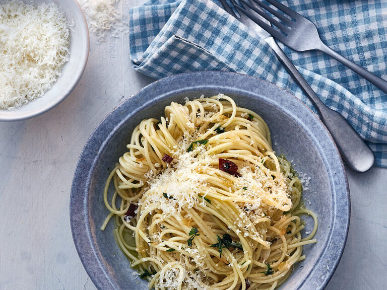 Spaghetti-Aglio-Olio-e-Peperoncino