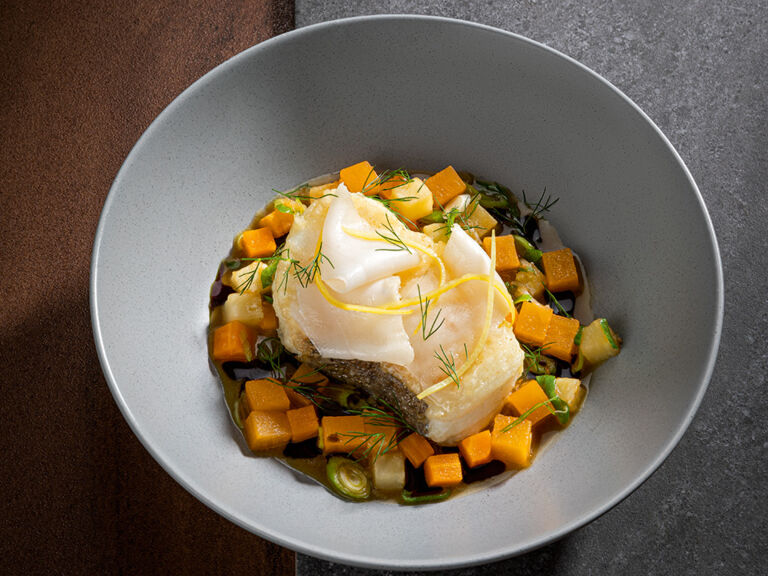 kabeljau-mit-pot-au-feu-von-steckrueben