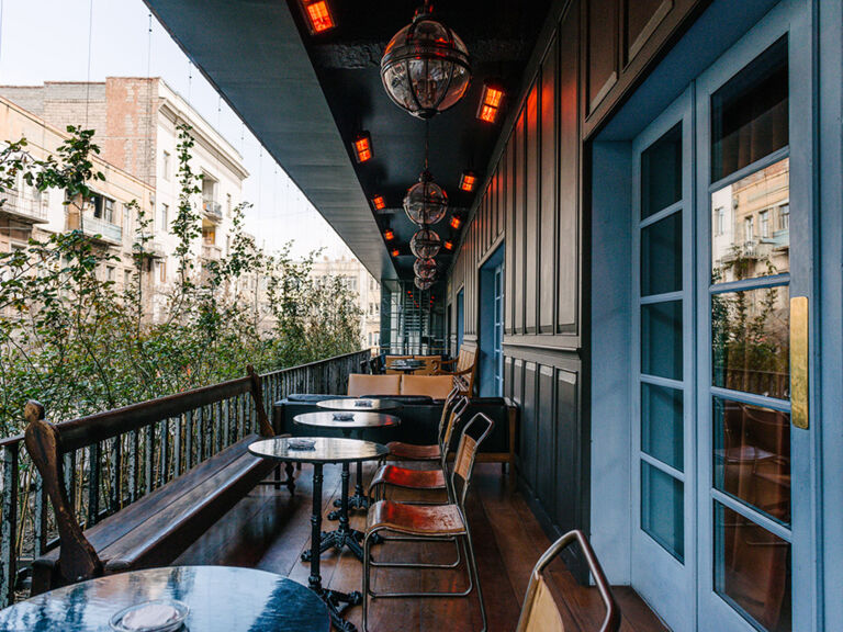 Lolita Bar