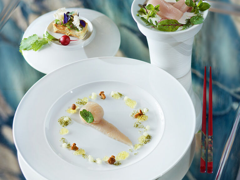 petersbach-forelle-gebeizt-als-sashimi-forellenkaviar-kartoffelwaffel-peter-niemann