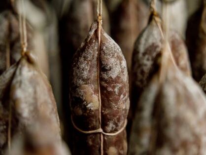 handmade-salami-tenuta-saiano-torriana 