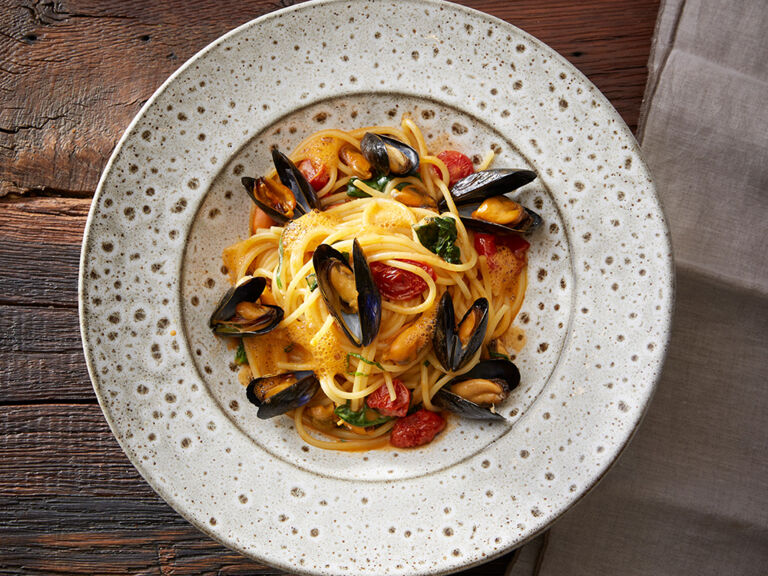 Venezianische Spaghetti mit Sylter Miesmuscheln und Curry