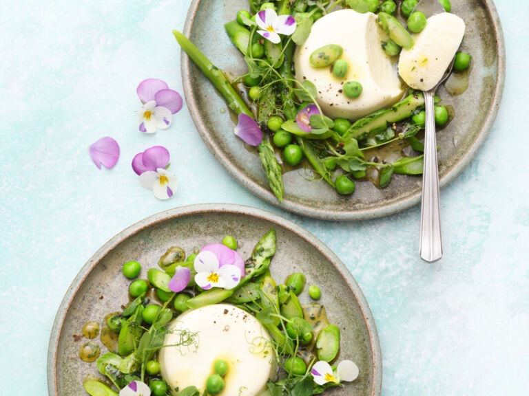 SPARGEL PANNA COTTA