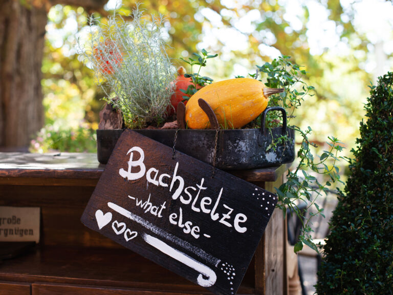 Maria Groß "Bachstelze"