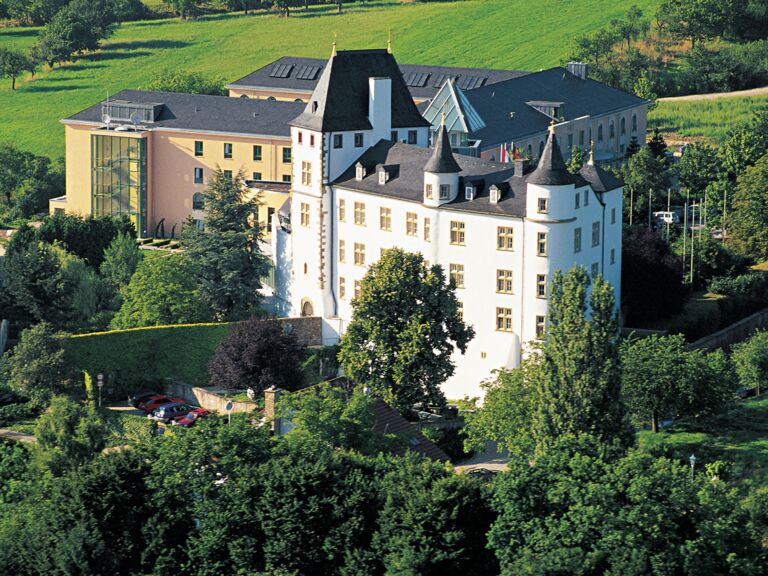 Schloss-Berg