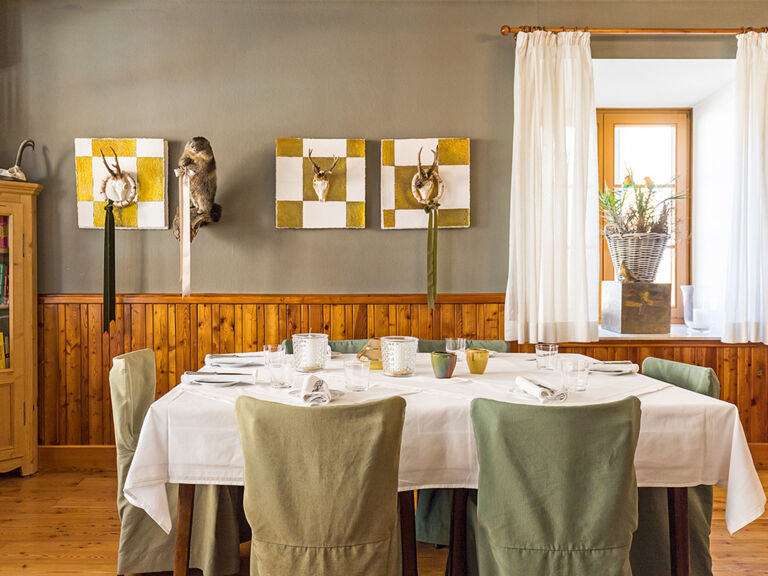 speisesaal-im-restaurant-geschwister-rauch-richard-rauch