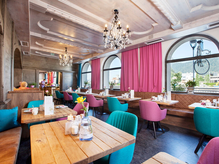 Boutique Hotel Traeumerei Nr. 8 Bistro und Brunch Donau