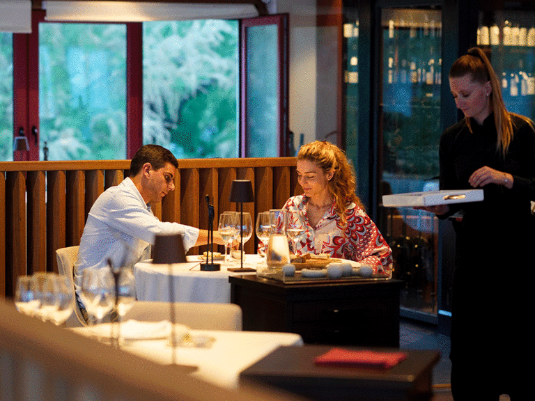 ambiente-restaurant-el-serbal
