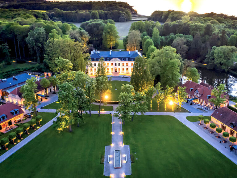 Grand Village 1