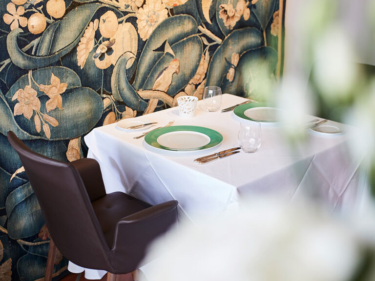 tisch-im-vallee-verte-peter-niemann-hotel-hohenhausen