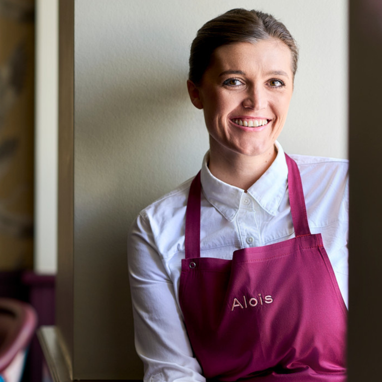 KdM 0526 Rosina Ostler